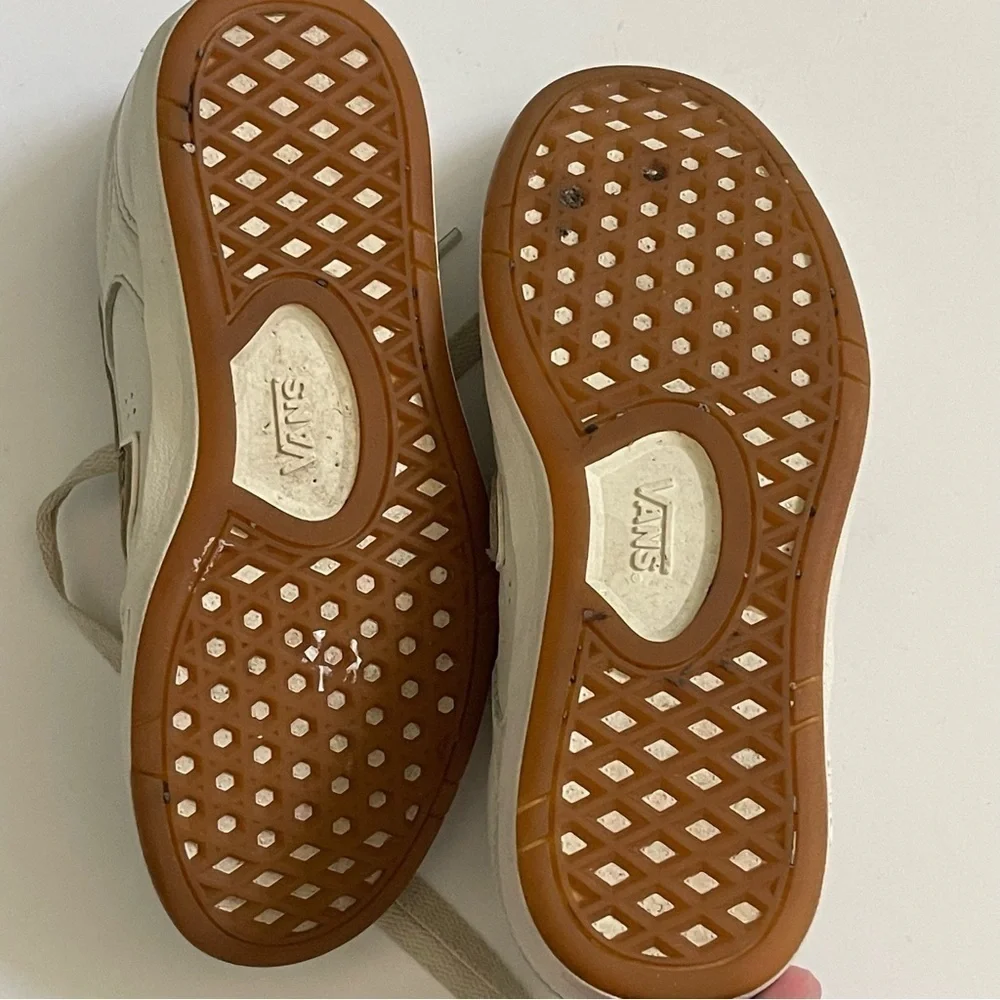 VANS Lace Up Leather Sneakers Women Size 7 Ivory Animal Print Casual Comfy - Picture 12 of 12